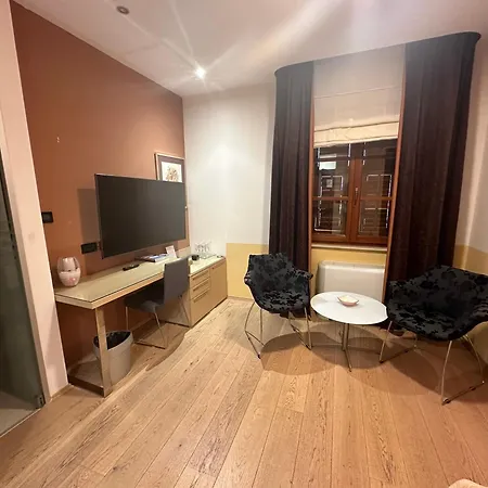 Zigante Bed & Breakfast 4*